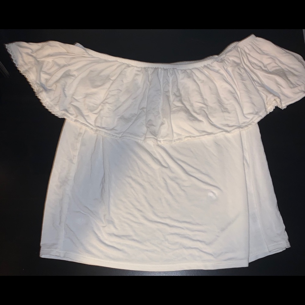 American Eagle off the shoulder top